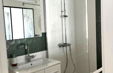 La Maison de Lena 500m de la Plage - Photo 12