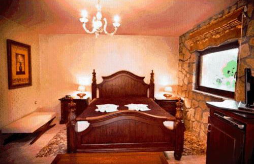 Silva Suites - Photo 26