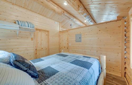 Woodsy Cabin Near Kenai River Great for Anglers! - Photo 11