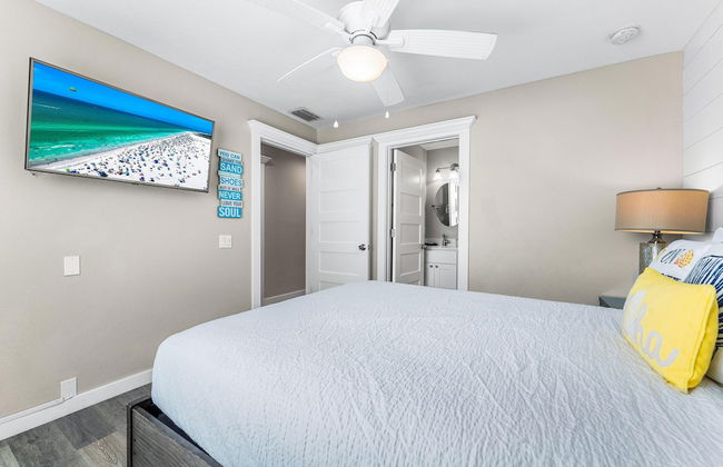 Fanta-Sea on the Beach by Beachside Management - 55 Beach Rd - Photo 6