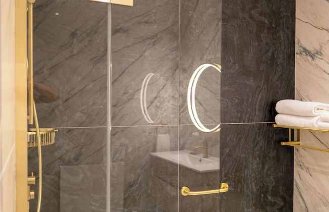 Shoreline Apartments - Photo 61