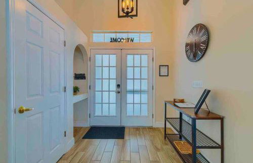 Spacious Home - Heated LED Pool & Ping Pong - Foto 3