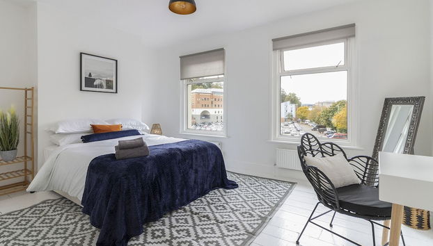 Luxe Garden House Sleeps 6 Central Exeter - Foto 2, Imagen principal