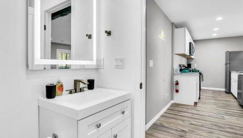 Modern 2BD 2BA Flat Gym and Pool Heart of Downtown - Foto 2