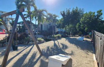 Private Lazy River Pool, 4-bed house, & dock - Foto 65