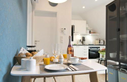 Apartments am Linggplatz - Ruhige Lage in der Fußgängerzone - Self-Check-in - Parkhaus inklusive - Schnelles WLAN - Foto 21