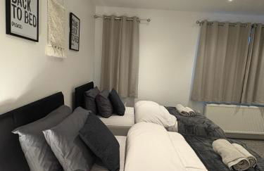 Spacious John York House & Parking - Foto 22