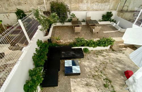 Refreshed apartment with private garden - Foto 29