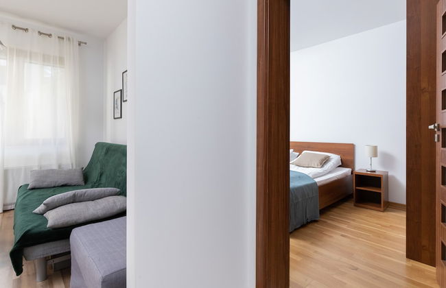 Willa 4 Pory Roku Apartment by Renters - Photo 23