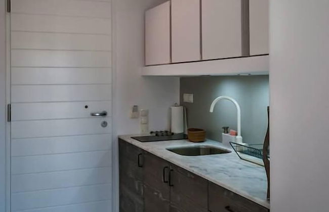 Milia Gi Suites - Photo 15