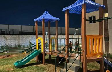 Apartamento aconchegante com excelente localização e piscina - Foto 6