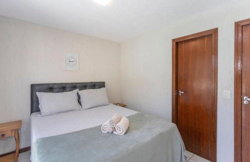 Casa com piscina em condomínio na Rasa - Foto 44