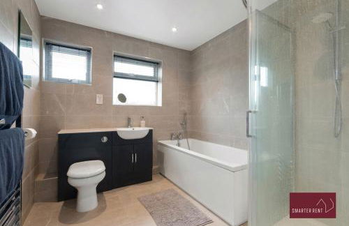 Holyport - Three Bedroom House - Parking - Foto 21