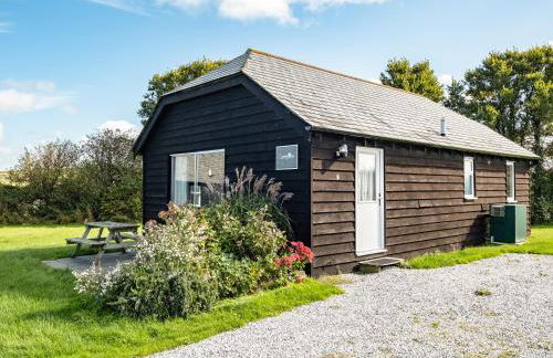 Campion Lodge - Photo 1