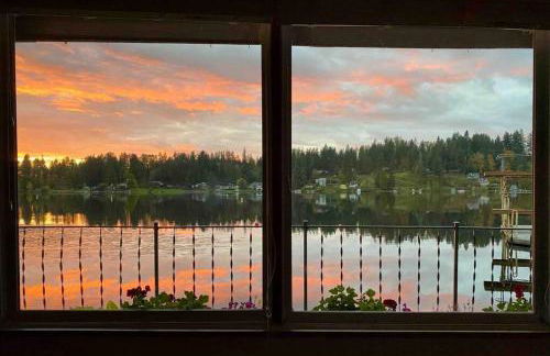 Unique Waterfront Cottage 34 Mi To Mt Rainier - Foto 16