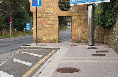 ¡Al lado de la Clínica Oftalmológica Vega! - Foto 40