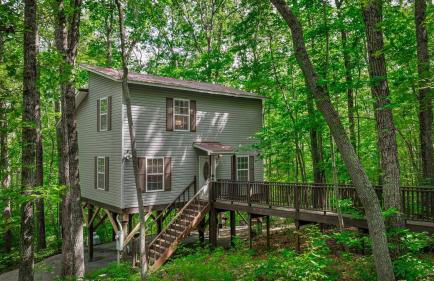 Peaceful Hideaway Treehouse near Little River Canyon - Foto 1