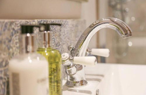 SKITTLES - charming one bedroom apartment - parking - easy access to Bath - Foto 9