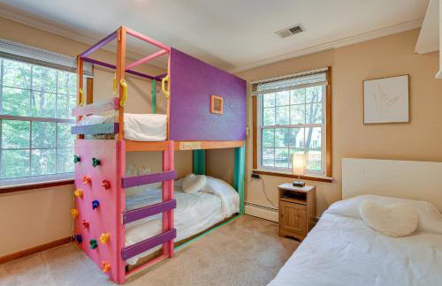 Pasadena Hideaway with Game Room and Fire Pit! - Foto 28