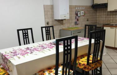 Grazioso Appartamento, Aria Condizionata "ALLE MURA DEL CASTELLO 1 Stefano e Paola Marchesini" - Foto 3