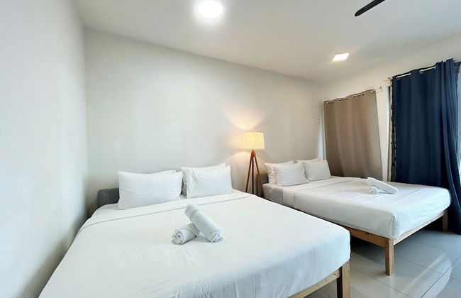 Trefoil by Manhattan Group - Photo 1