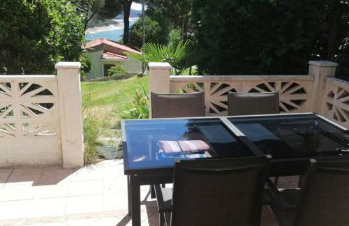 La Casita de Noe con vista al Pantano de San Juan - Foto 26