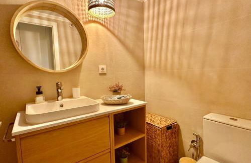 1ªLínea-50m de playa-Reformado-BBQ privada-Vistas al mar-3 terrazas - Foto 5