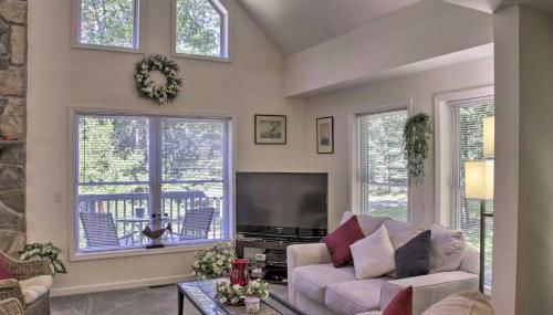 Spacious Home with Deck, Grill and Delaware River View - Foto 5