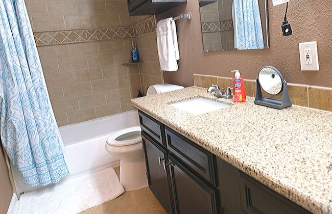 4Bdrm 2Bath 9Beds - 25mins to Downtown - Foto 19