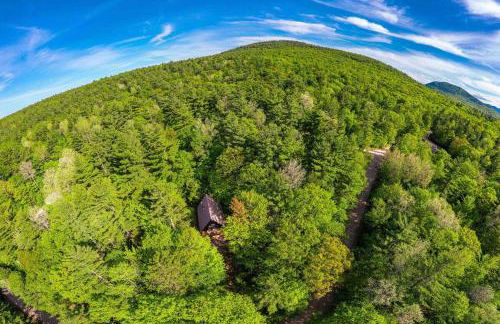 Nine Sides Lodge- Cozy A-Frame makes base camp for ADK Adventures - Foto 14