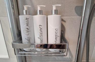 Woodpeckers Annexe in Gosfield - Photo 22