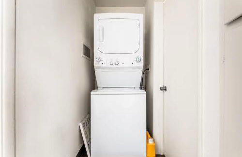 Spacious 4 bedroom home by Melrose and 10 minutes to Hollywood Walk of Fame - Foto 35