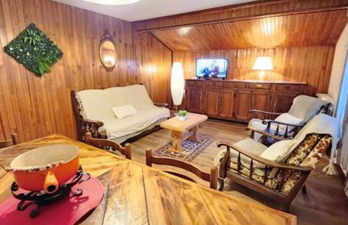 Spacieux appartement 4 chambres avec balcon et WIFI, proche Châtel et La Chapelle - FR-1-692-113 - Photo 1