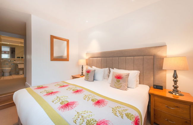 Highland Apartments By Mansley - Photo 18