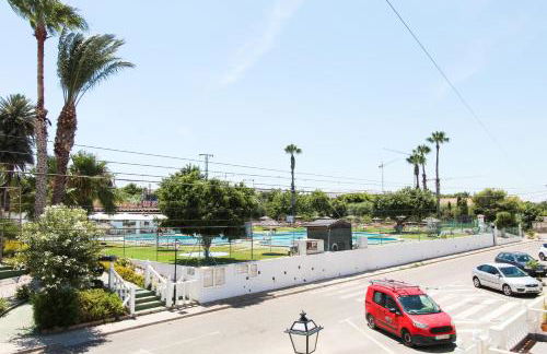 Costa Blanca Bungalow Lago jardin frente piscina 4 personas #PRP001 by Stay Orihuela Costa - Foto 25