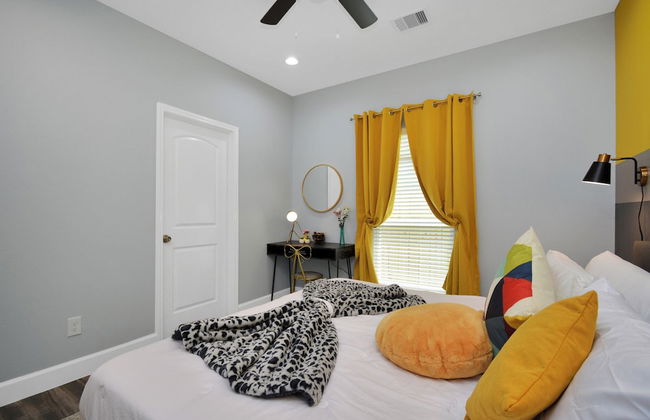 Cozy Retreat Near NRG Stadium, Free parking, Wi Fi - Foto 2