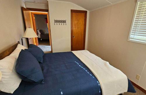 Farmhouse Retreat - Sleeps 10 - 1hr from STL - Foto 15