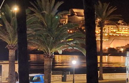 Primera línea, vistas al Castillo, Avda Papa Luna 10 - Photo 41