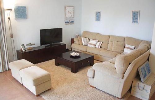 Beautiful seafront house - Photo 11