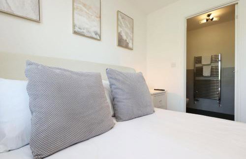 Contractor 4 Bed 2 BA 5 mins to Airport & Barry With Parking - Foto 60