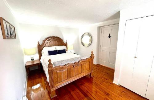ENTIRE UNIT- Charming Century Home in Harbour Town - Foto 1