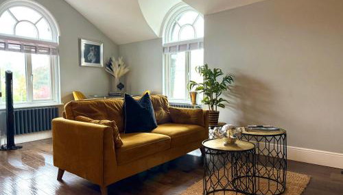 3 West End Boutique Apartment - Photo 2