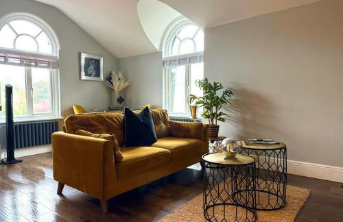 3 West End Boutique Apartment - Photo 2