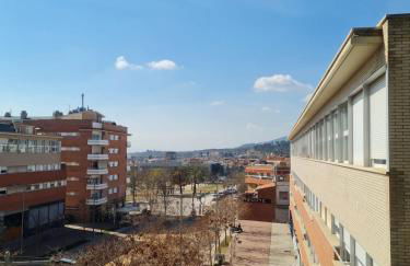 Alojamiento entero luminoso y bien ubicado en Terrassa Barcelona 3habitaciones 2baños - Photo 45