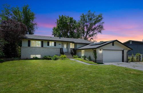 Awesome house near BYU with lots of amenities - Photo 36