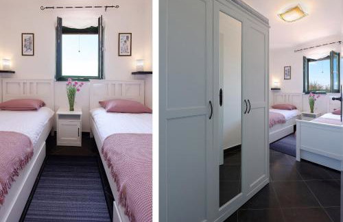 Villa Niko PET FRIENDLY 200 M FROM HIDDEN SANDY BEACH pets stays for free - Photo 42