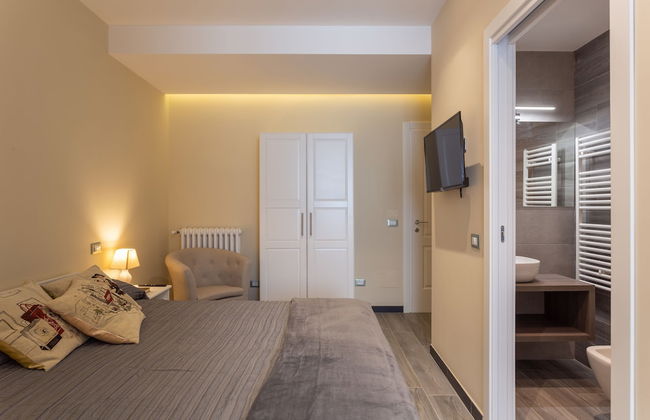 Carla's Rooms with Private Bathroom & Kitchen - Foto 7