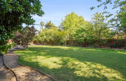 Riverview Huge Yard, Quiet Cul-de-Sac, Perfect for Families - Photo 38