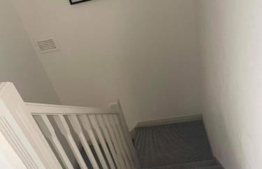 Memorial Building - Photo 7