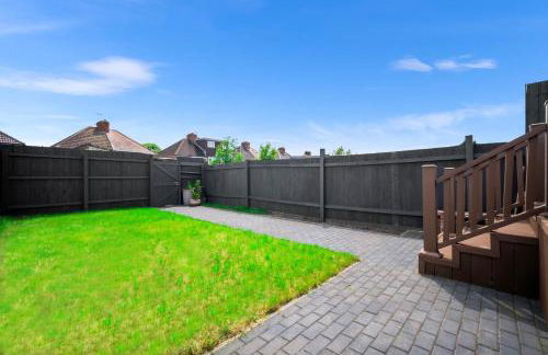 5 bedroom house Solihull 10 mins drive from BHX & NEC Private off road parking - Foto 35